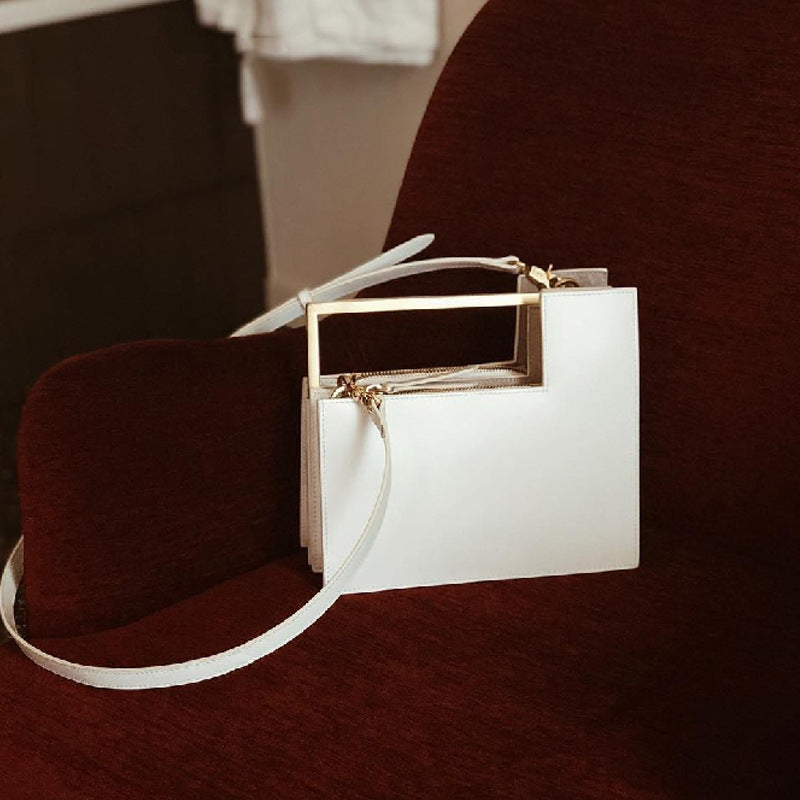 Metal Rod Handheld One Shoulder Crossbody Bag 