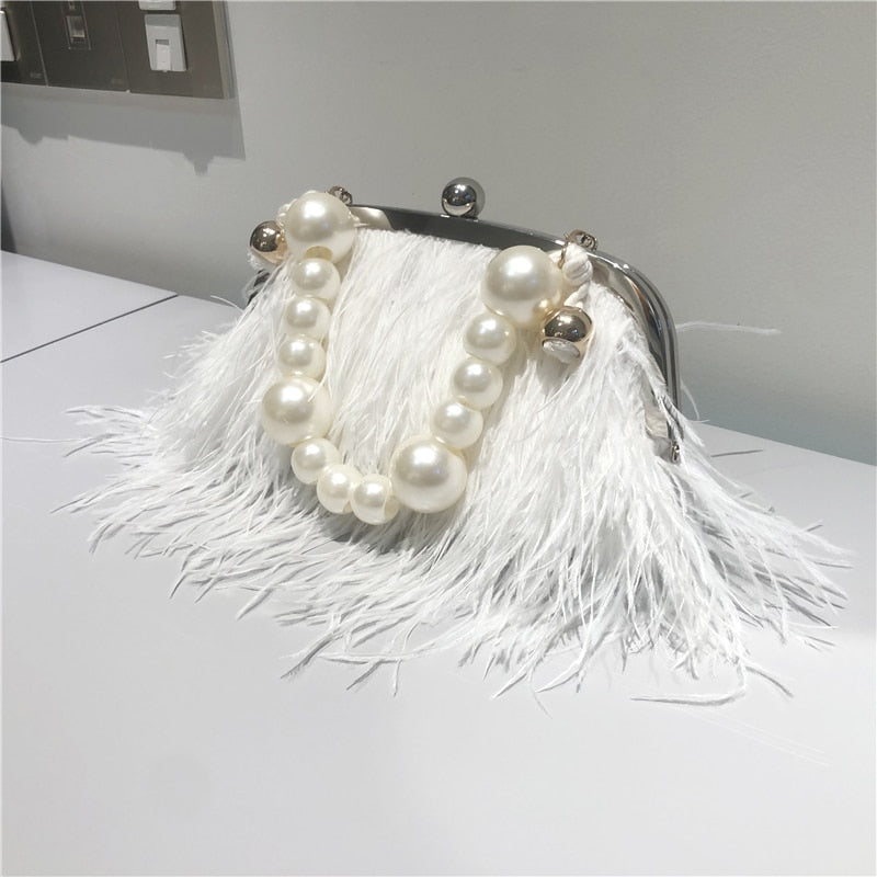 Flying Dream Feather Pear Chain Evening Clutch