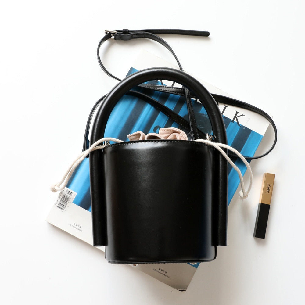 Round Bucket Messenger Shoulder Bag