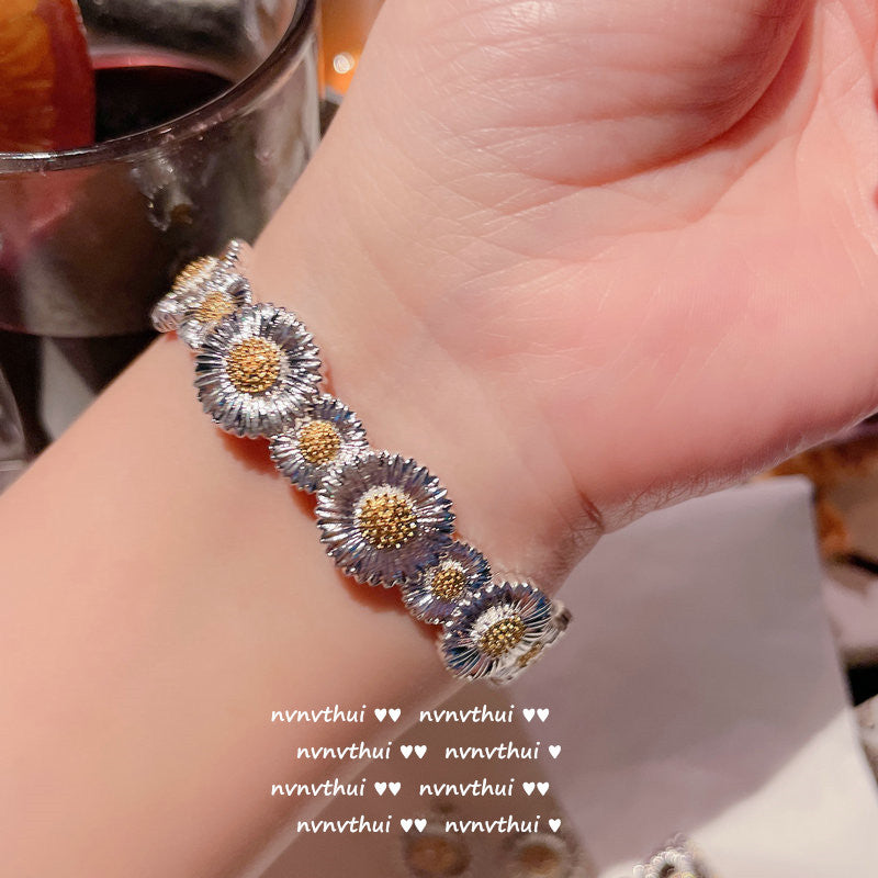 Treasure Zircon Lava Metal Bracelet Earrings Medieval