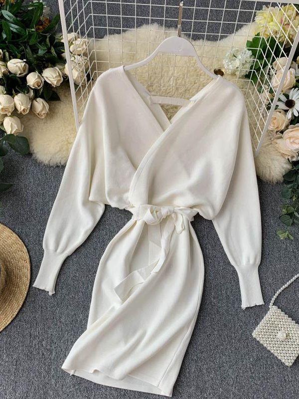 Knitted Sweater Long Batwing Sleeve